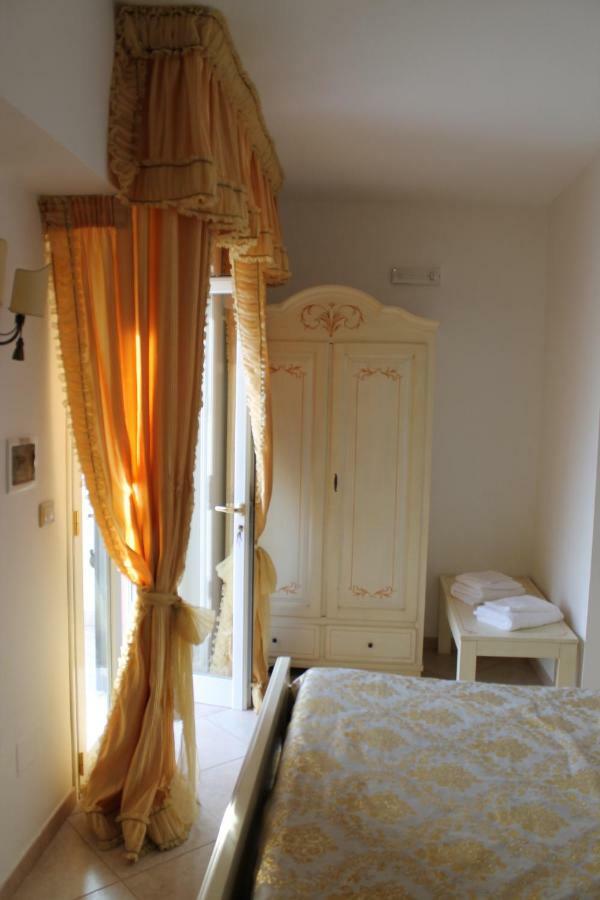 B&B Delle Rose Maruggio Buitenkant foto
